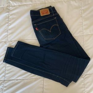 Levi’s dark wash 710 supper skinny jeans